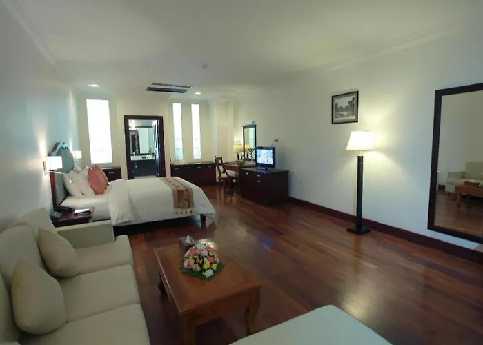 Hotel Sokhalay Angkor And 5*