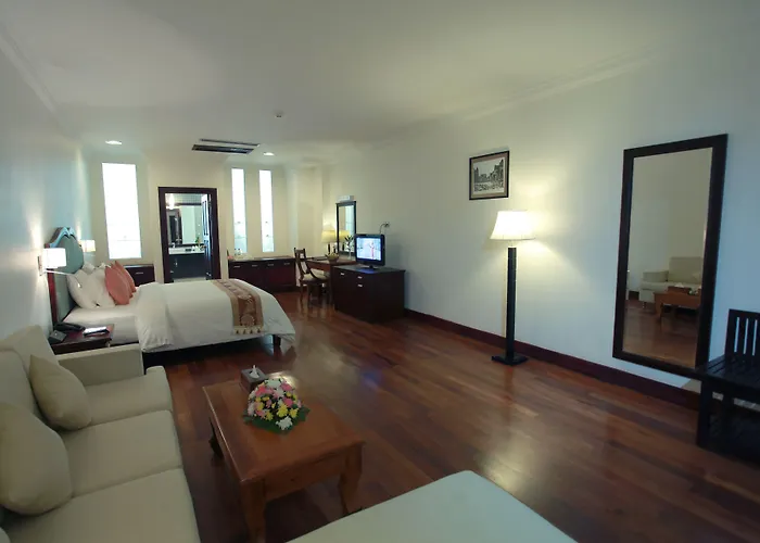 Hotel Sokhalay Angkor And Siem Reap