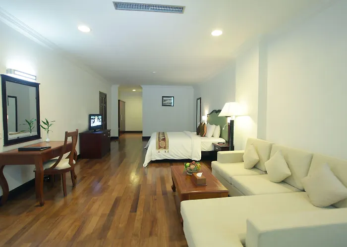 Sokhalay Angkor And Siem Reap