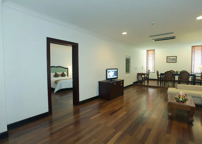 Sokhalay Angkor And 5*