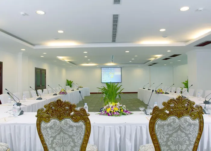 Sokhalay Angkor And Hotel 5*
